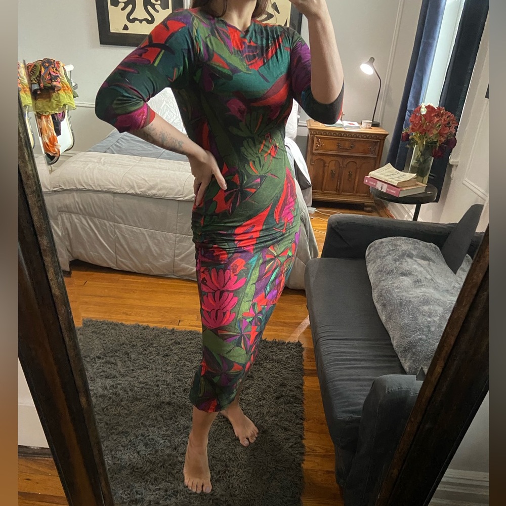 FARM Rio - Dotted Macaws Lenzing™ Ecovero™ Viscose Dress